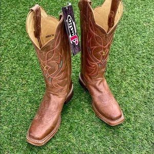 Yellowstone Ltd. Edition Women’s size 7.5 JUSTIN cowboy boots. NEW